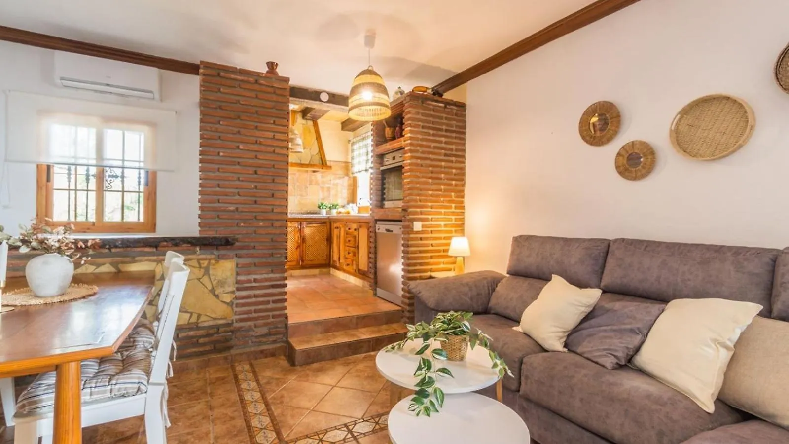 Villa Vistas Nerja By Ruralidays 別荘