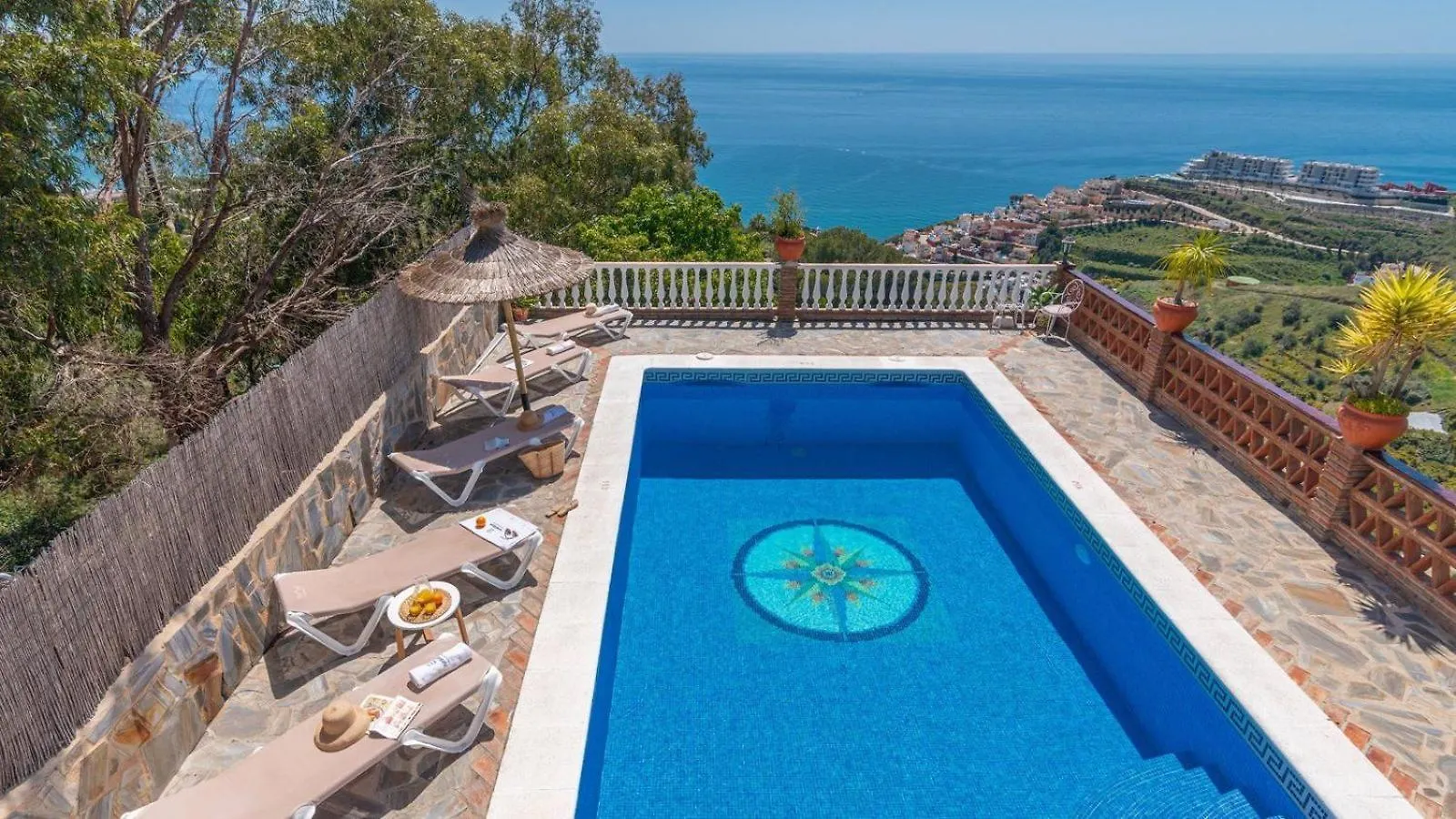 Villa Vistas Nerja By Ruralidays